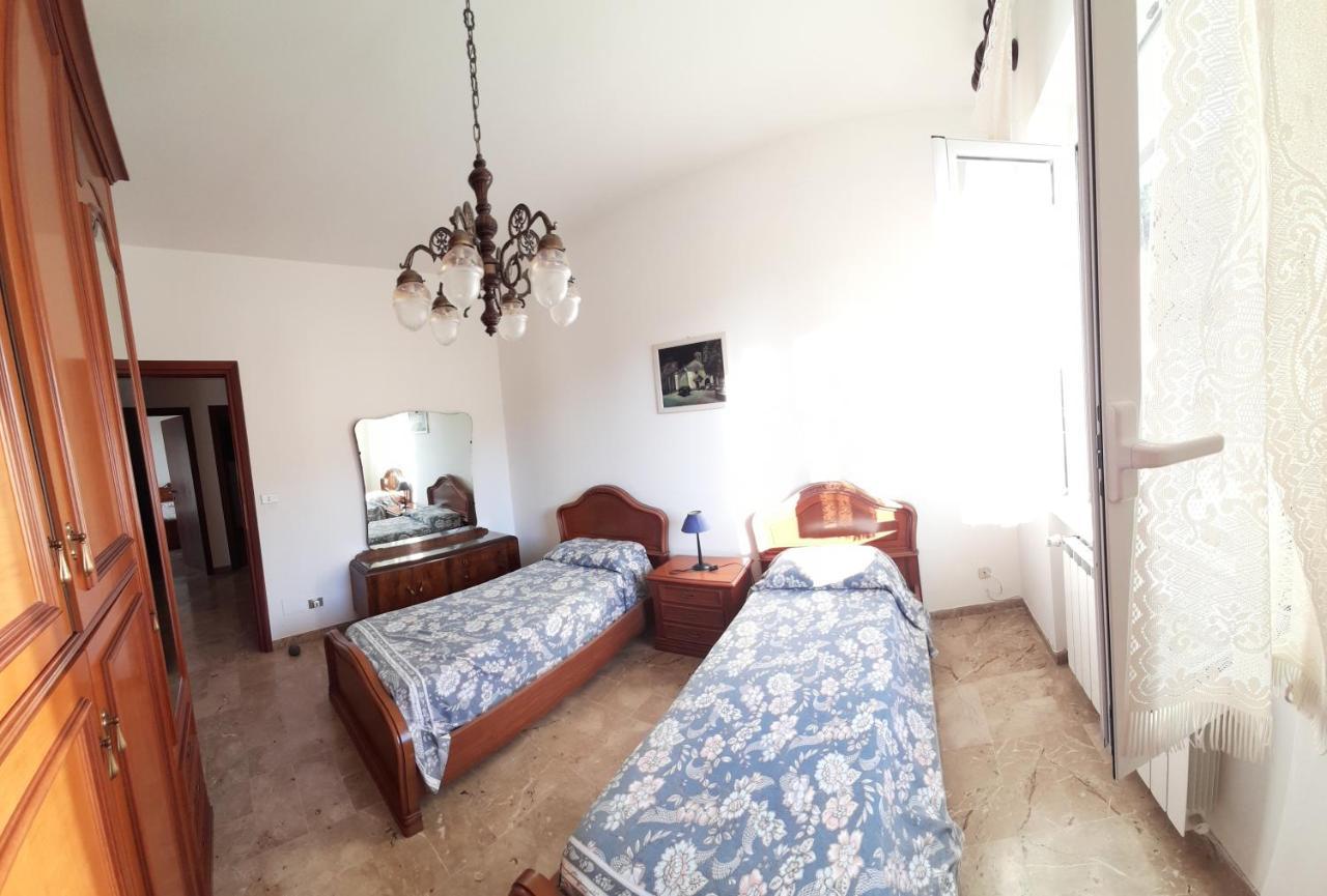 Casa Gina Secondo Piano Con Ascensore E Parcheggio Levanto Exterior foto